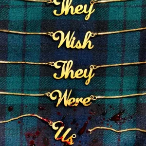 Premium They Wish They Were Us. Wszyscy chcą być jak my